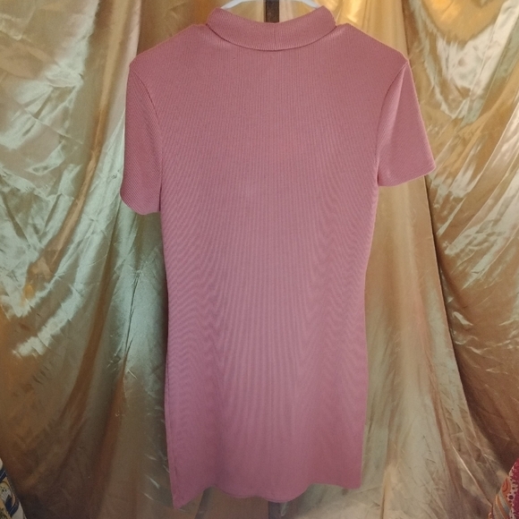 No Boundaries Pink Cut-Out T-Shirt Dress - Picture 4 of 4